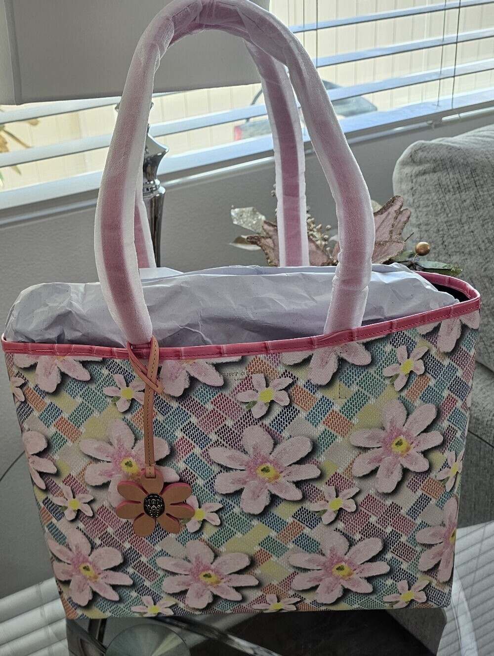 Kurt Geiger Camden Large Tote Bag.